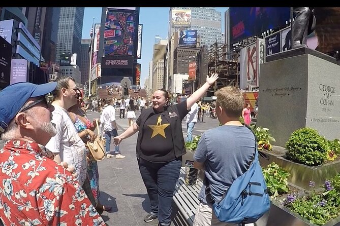 Greenwich Village Piano Bar Crawl - Hear Untold Stories of NYCs Gay Rights Movement
