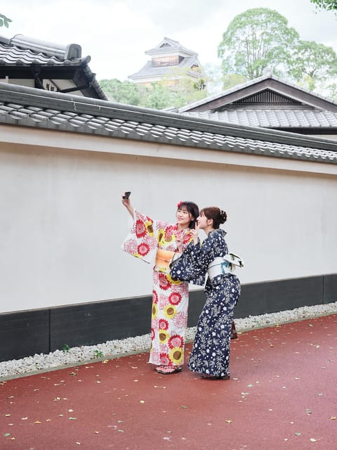 Kumamoto: 【Jyousaien】Kimono Rental With Photoshoot - Kimono Selection and Dressing