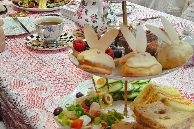Las Vegas Tea Party Experience - Included in the Package