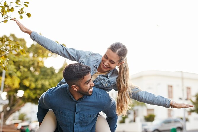 Love in the City: Pittsburgh's Enchanting Romantic Walk - Strolling Through Historic Landmarks