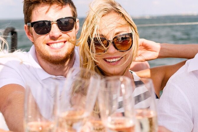 Miami Sunset Cruise With Welcome Cocktail Skyline & Mansions Tour - What to Expect on Your Sunset Cruise