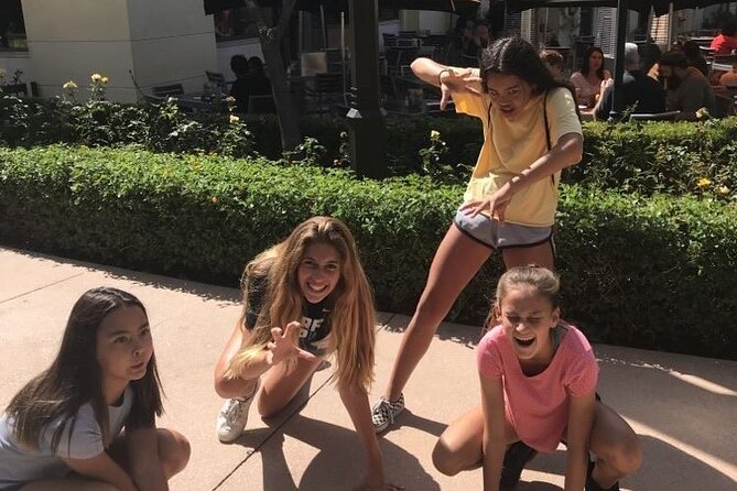 Naples City Scavenger Hunt by Zombie Scavengers - Navigating the City Streets