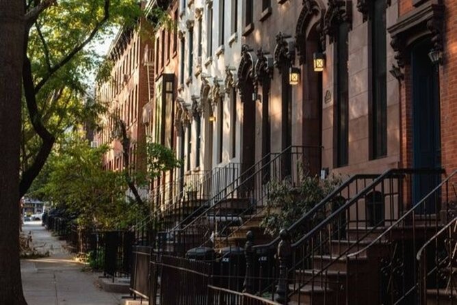 New York Street Food Guided Walking Tour With a Guide - Itinerary and Menu