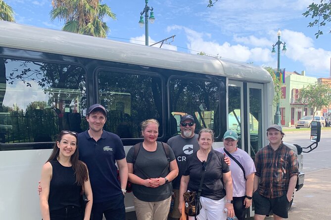 Oak Alley Plantation and NOLA Culture City Tour Combo - Meeting and Pickup