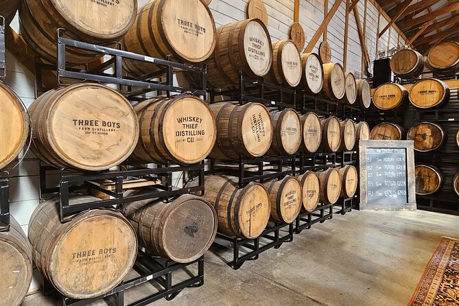 Private Frankfort Bourbon Tour (Groups of 7-13) Woodford & More - Inclusions