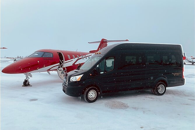 Private Transportation From Or To Jackson Hole Airport - Vehicle Features and Passenger Comfort