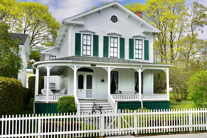 Scenic Mackinac Island Tour Review - Navigating the Tour With the Audio Guide