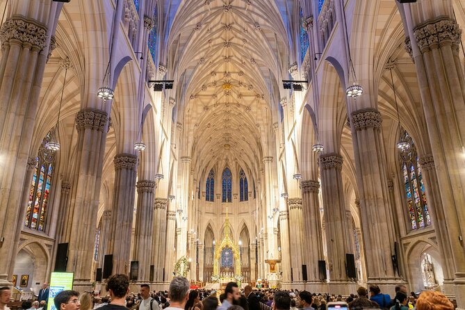 St Patricks Cathedral Tour and 30 NYC Top Sights Walking Tour - What to Expect During the Tour