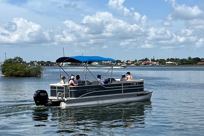 23ft Pontoon Boat Rental - Accessibility and Participation