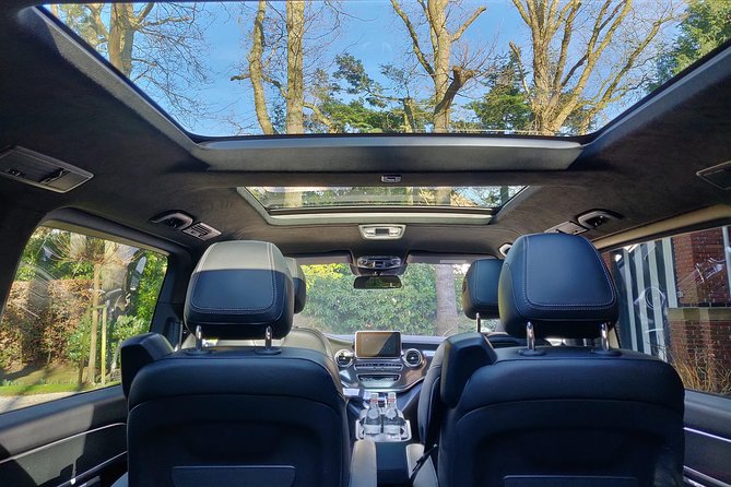 Airport Private Transfer: Schiphol Airport ↔ The Hague City - Accessibility