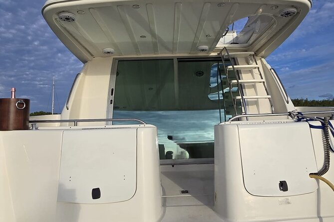Bayside Marketplace Miami Private Yacht Excursion - Meeting Point and Pickup Details