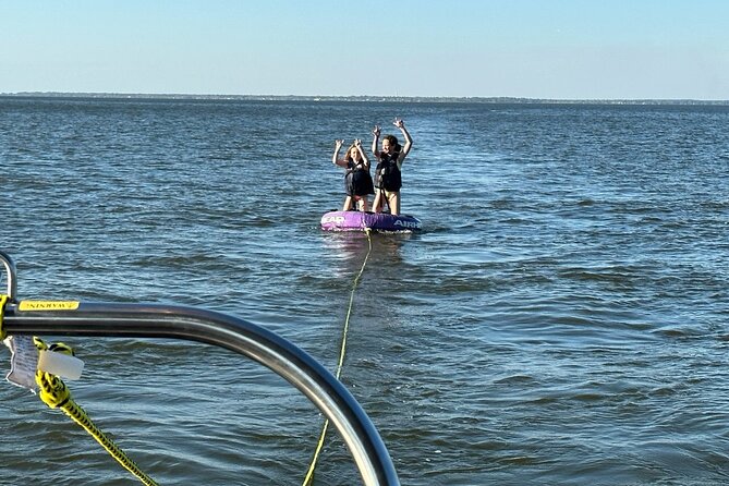 Boat Rentals on Lake Conroe in Mongomery Texas - Operational Details and Policies