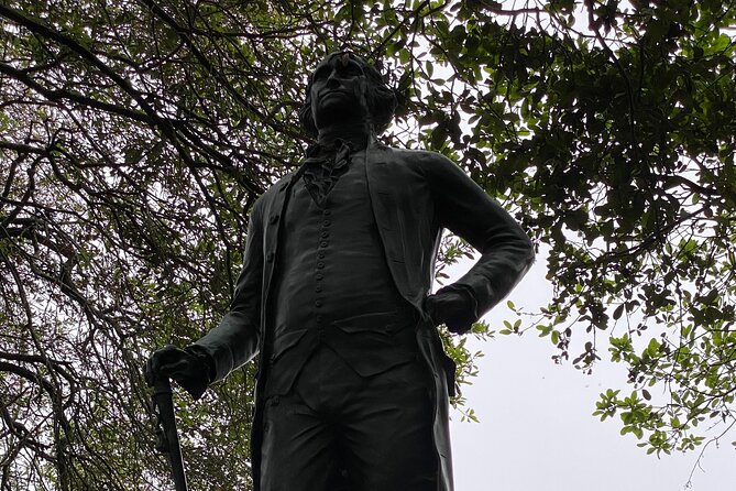 Charleston: Beauty & Tragedy (Historic Walking Tour) - The Beauty of Charlestons Natural Landscape