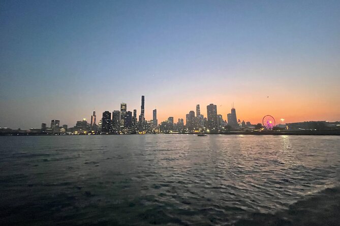 Chicago Private Boat Rental Review - Accessibility and Suitability for Different Guests