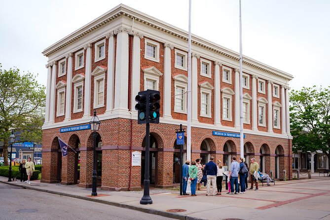 Colonial Newport Walking Tour Review - Accessibility and Suitability for Different Travelers