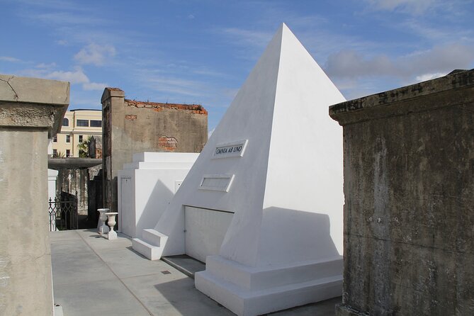 Eternal Echoes: A Cemetery Tour of New Orleans - The Unique Burial Practices of New Orleans
