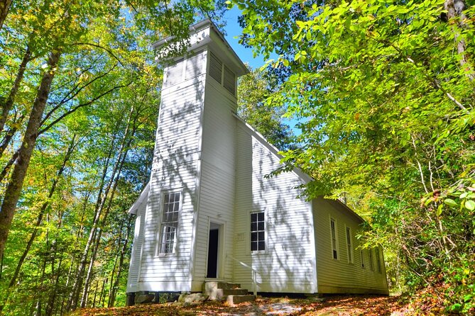 Great Smoky Mountains NP Driving Tour Smartphone Autoplay App/Gps - Discovering the Legends and History