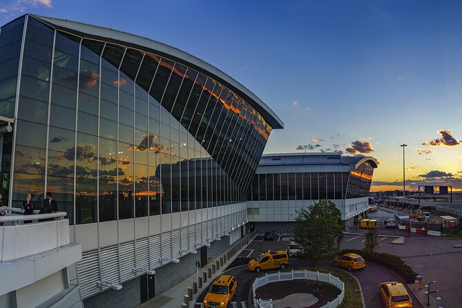John F. Kennedy Airport Taxi Review - Pickup and Waiting Time Policies