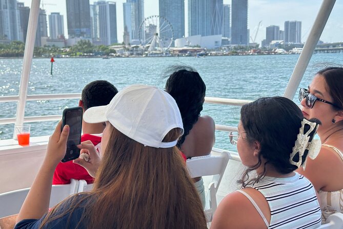 Miami Skyline and Biscayne Boat Party and Open Bar With Music - Accessibility and Participation