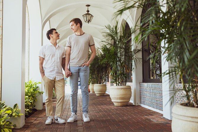 Modern Vibe Fort Lauderdale Photography Session Review - Meeting Point and Transportation Details