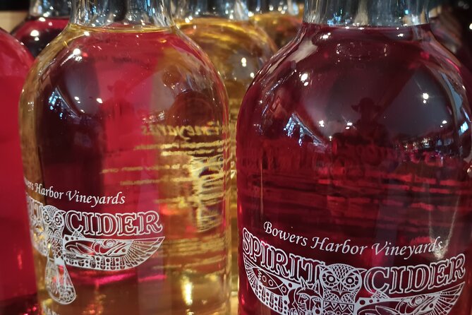NON BUS Traverse City Old Mission Peninsula Private Wine Tour - Convenient Pickup and Meeting Points
