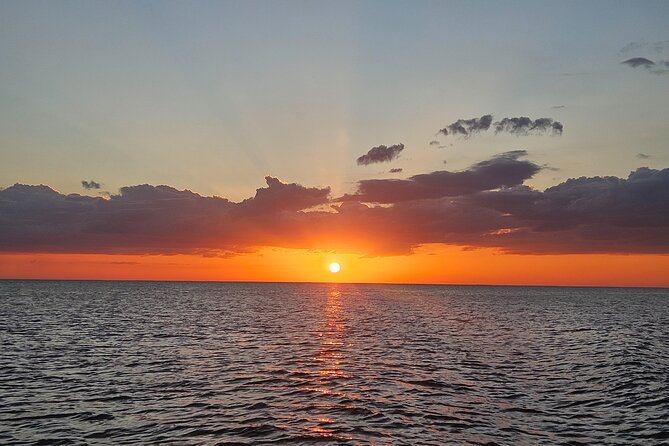 Private Boat Tour For Sunset Cruise And Sunset Bridge Tour - Tour Inclusions and Accessibility Features