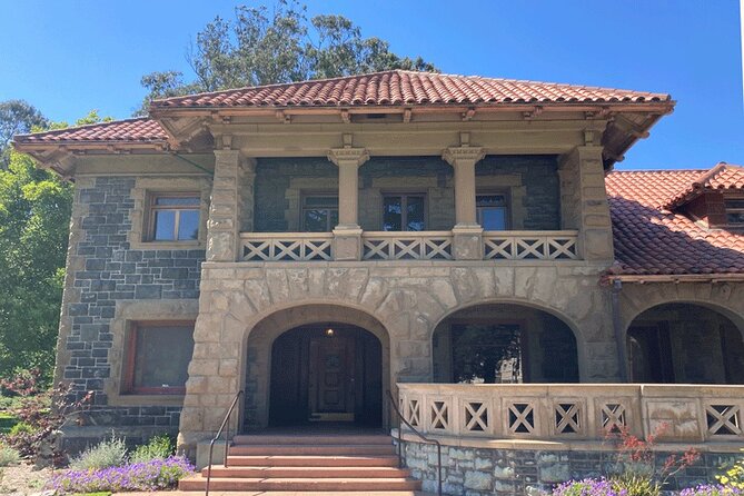 Public Weekend Walking Tour: Highlights of Golden Gate Park - Accessibility Features