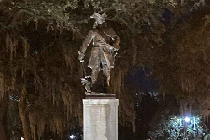 Real Savannah Tour Review: History, Ghosts, Crime - Tour Highlights: History, Ghosts, and True Crime