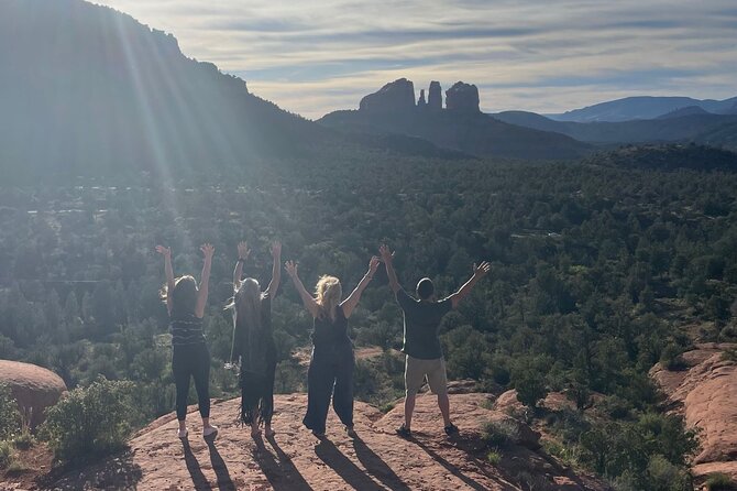 Reiki & Sound Healing on the Red Rocks of Sedona - The SpiritFlow Approach to Well-being