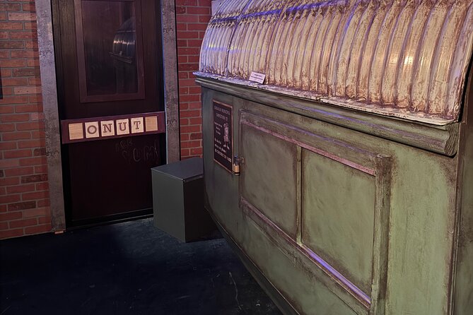 Society Zero Pawn Shop Escape Room Review - How the Experience Stands Out