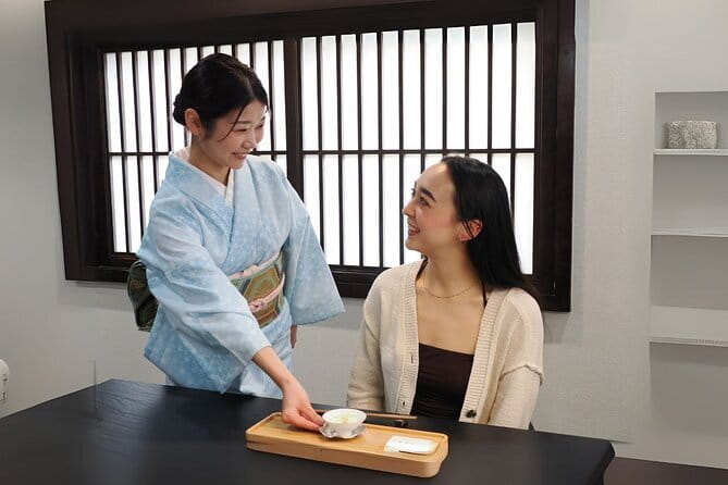 Tokyo Small-Group Ramen, Gyoza & Matcha Class With a Pro Chef　　　　 - Location & Meeting Point