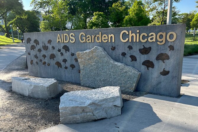 Tour Chicago LGBTQ Style: On and Off History Bus Tour - Accessibility and Participation