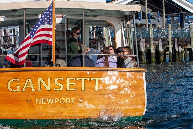 1 Hour Afternoon Tour of Newport Harbor and Narragansett Bay - Onboard Experience