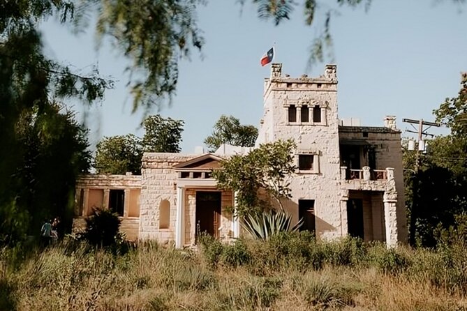 Austins Must See Sights Guided Private Walking Tour - Why Choose a Private Tour