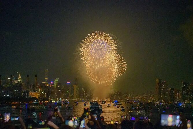 Cornucopia Majesty July 4th NYC Fireworks Party Cruise - Frequently Asked Questions