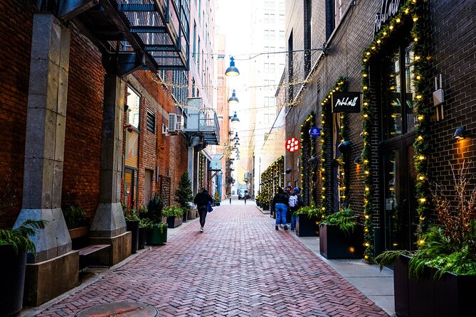 Downtown Detroit Donut and Pastry Adventure Review - Review of Included Amenities and Services