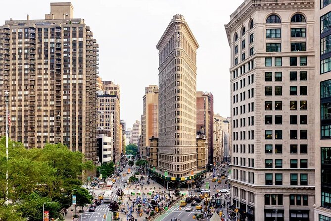 Easy Access Empire State Building Tour Review - Architectural Highlights: The Flatiron Building