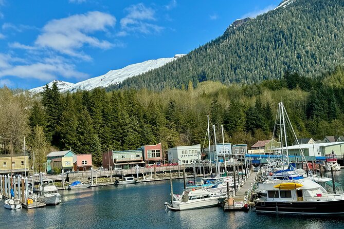 Lumberjack Show and Harbor Haus Crab Feast - What to Expect at the Lumberjack Show