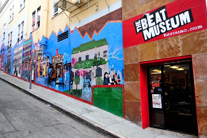North Beach and Chinatown Smartphone Guided Walking Tour - Discovering Chinatown