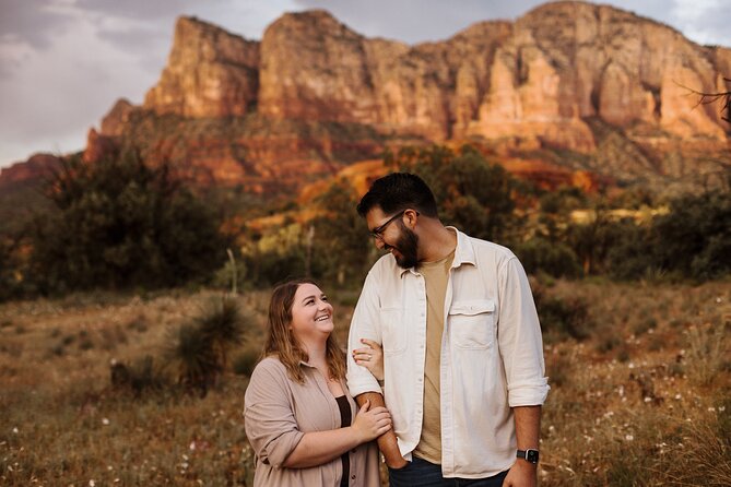 Photoshoot Among Sedonas Red Rocks - Digital Gallery Delivery