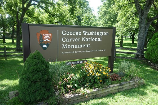 Private 4-Hour Best of Washington Tour at Night With Private Driver and Guide - Health and Safety