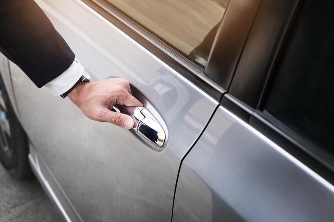 Private Airport Transfer: Malta International Airport (MLA) to Valletta - Service Overview