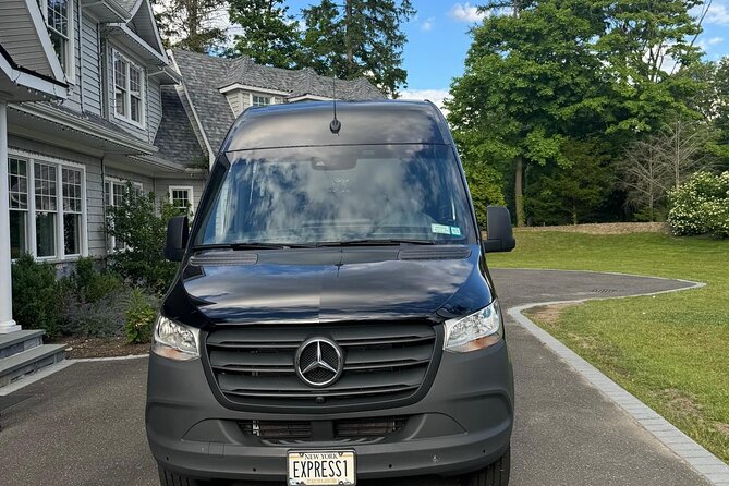 Private John F Kennedy Airport Transfers - Accessibility and Participation