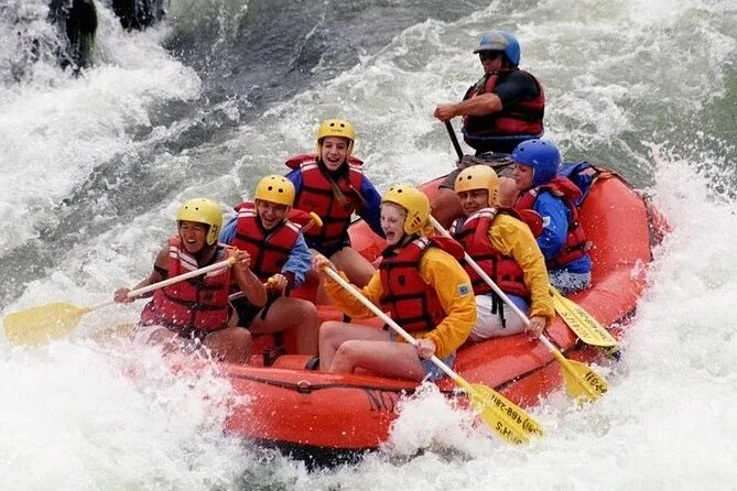 Rogue River Whitewater Adventure Review - The Thrill of Whitewater Rafting: A Detailed Account