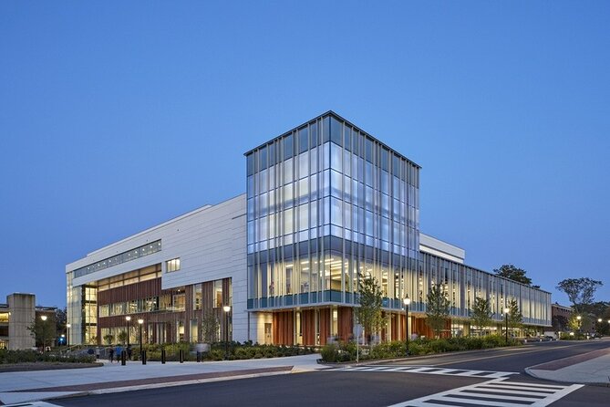 University of Connecticut Scavenger Hunt and Escape Game - Exploring the University of Connecticut Campus