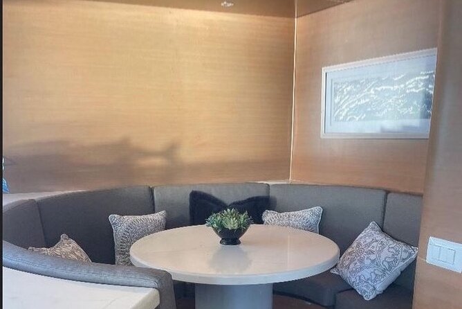 100 Ft Maiora Super Yacht Rental in San Diego - Booking and Availability