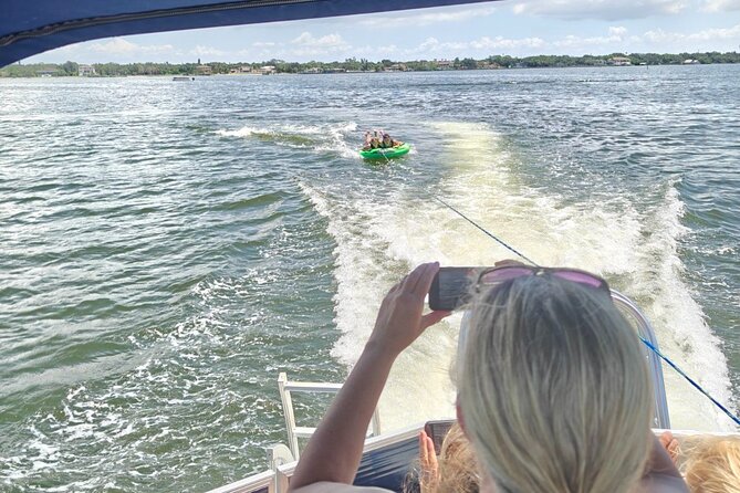 3 Hours Pontoon Private Boat Tour Review - Alcoholic Beverages and Refreshments Included