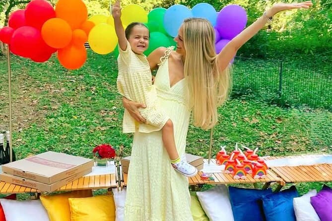 Central Park Luxury Picnic for 5 to 8 Person - Additional Accessibility and Policy Details