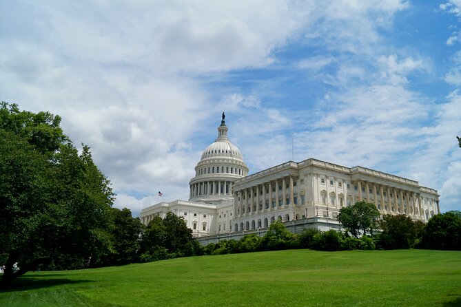 Day or Night Private DC Monuments Tour | Luxury Stretch Limo - Accessibility and Inclusivity