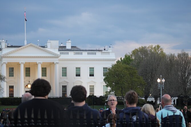 Discounted DC Day Tour Highlights In Full Colors- Free Snacks - Tips for a Great Experience